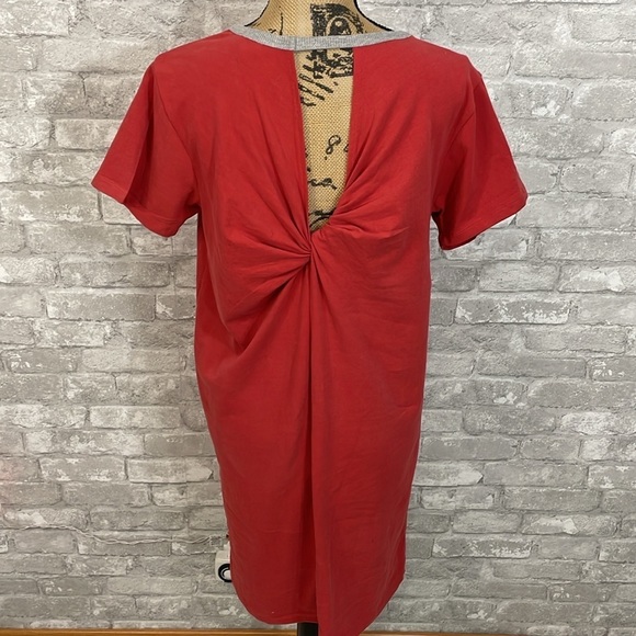 Hem & Thread Twisted Open Back T-Shirt Dress - Picture 4 of 7